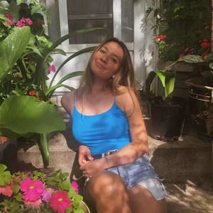 Meet your Posher, Clara